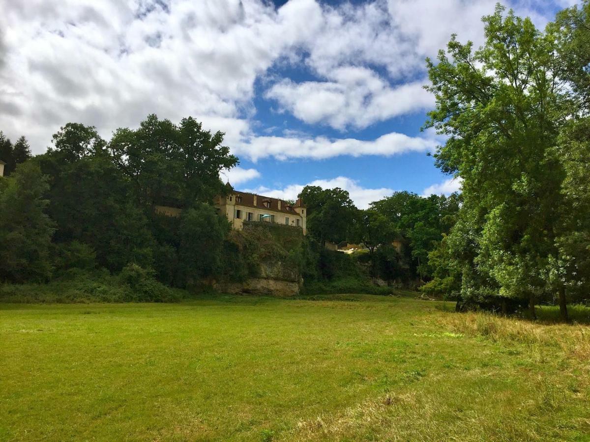 Gite Du Manoir Le Roc Couze-et-Saint-Front Eksteriør billede